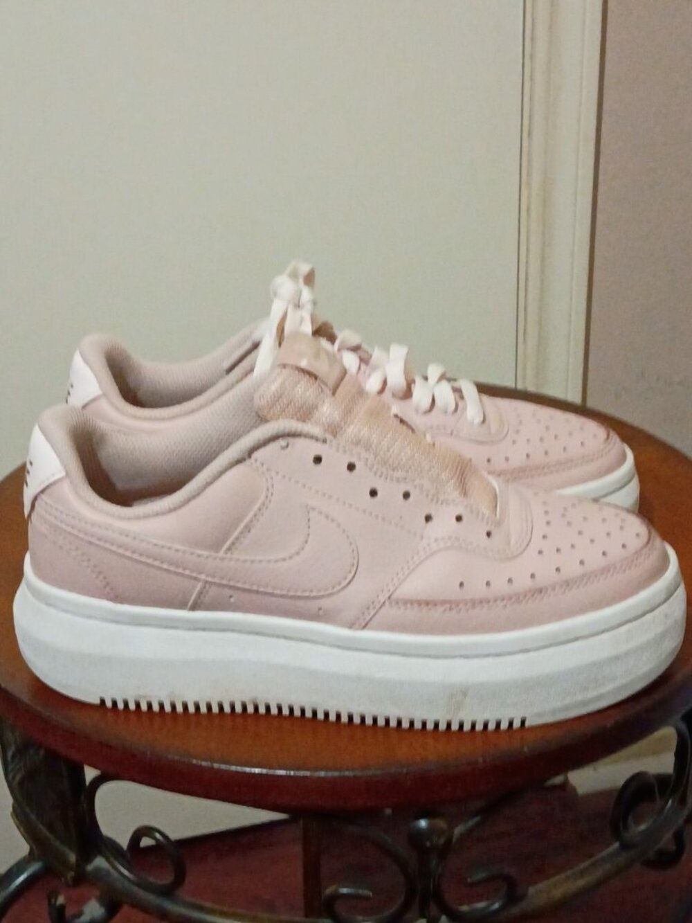 Nike Court Vision Alta Shoes Womens Size 6.5 Pink Platform Sneakers DM0113-600